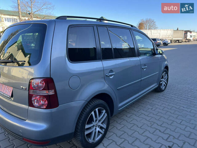 Серый Фольксваген Туран, объемом двигателя 1.4 л и пробегом 188 тыс. км за 6000 $, фото 26 на Automoto.ua