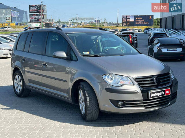 Сірий Фольксваген Туран, об'ємом двигуна 1.6 л та пробігом 254 тис. км за 7590 $, фото 11 на Automoto.ua