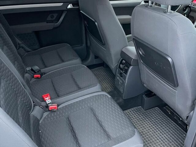 Серый Фольксваген Туран, объемом двигателя 1.9 л и пробегом 237 тыс. км за 6700 $, фото 15 на Automoto.ua