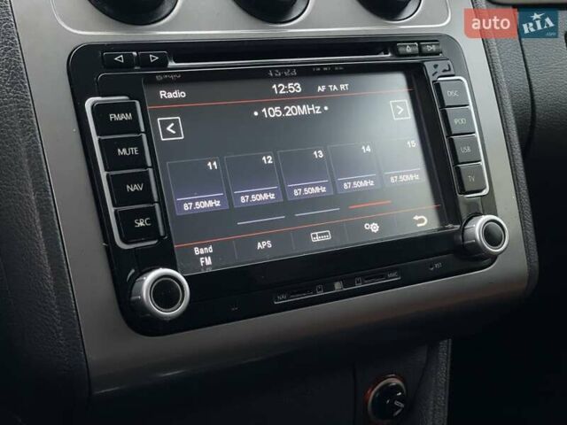 Серый Фольксваген Туран, объемом двигателя 1.4 л и пробегом 207 тыс. км за 8299 $, фото 56 на Automoto.ua