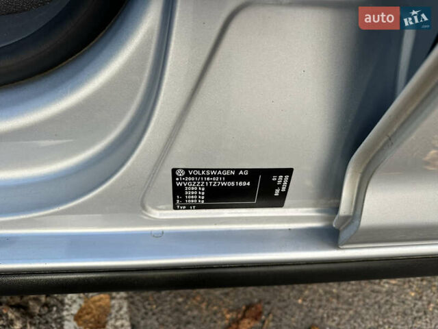 Сірий Фольксваген Туран, об'ємом двигуна 1.6 л та пробігом 196 тис. км за 8199 $, фото 45 на Automoto.ua