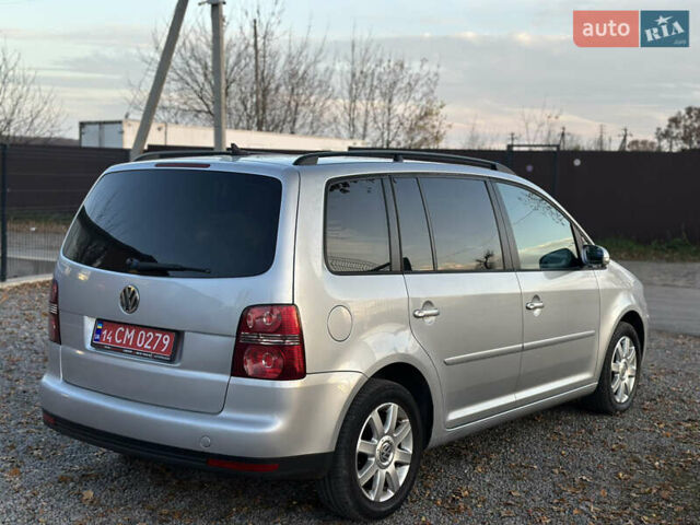 Серый Фольксваген Туран, объемом двигателя 1.6 л и пробегом 236 тыс. км за 8200 $, фото 20 на Automoto.ua