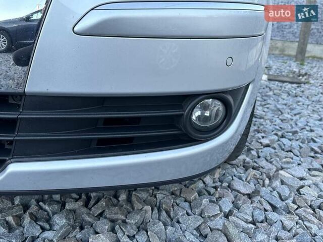 Серый Фольксваген Туран, объемом двигателя 1.4 л и пробегом 142 тыс. км за 8650 $, фото 8 на Automoto.ua