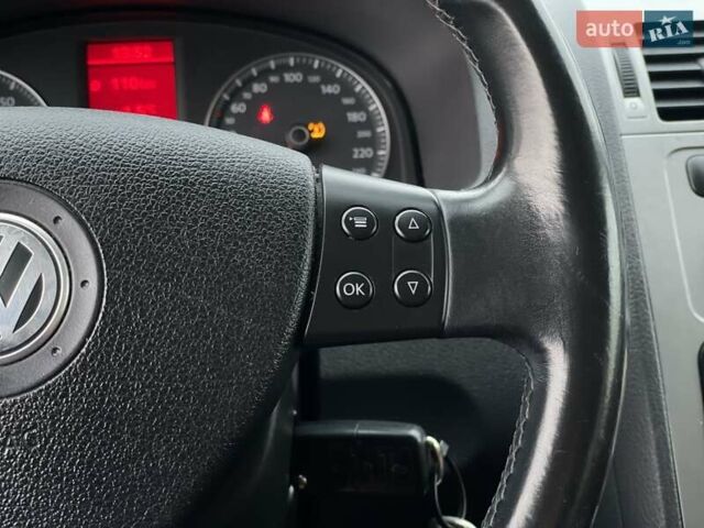 Серый Фольксваген Туран, объемом двигателя 1.4 л и пробегом 207 тыс. км за 8299 $, фото 51 на Automoto.ua