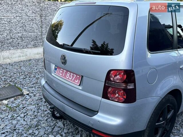 Серый Фольксваген Туран, объемом двигателя 1.4 л и пробегом 142 тыс. км за 8650 $, фото 17 на Automoto.ua