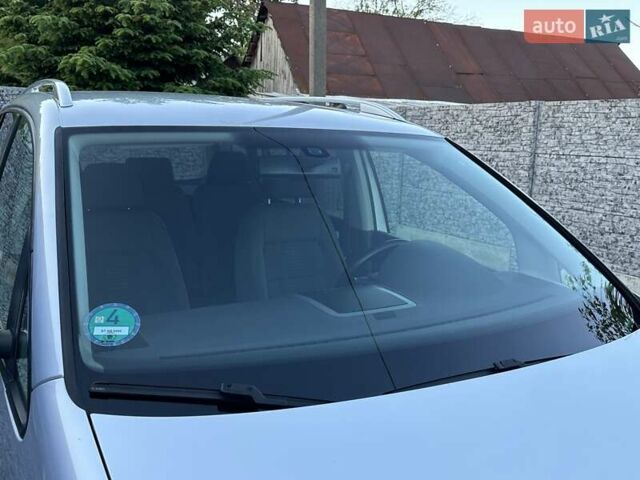 Серый Фольксваген Туран, объемом двигателя 1.4 л и пробегом 142 тыс. км за 8650 $, фото 13 на Automoto.ua