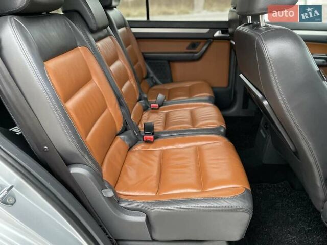 Серый Фольксваген Туран, объемом двигателя 1.4 л и пробегом 207 тыс. км за 8299 $, фото 34 на Automoto.ua