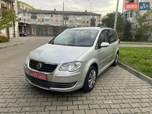 Сірий Фольксваген Туран, об'ємом двигуна 1.4 л та пробігом 193 тис. км за 6500 $, фото 34 на Automoto.ua