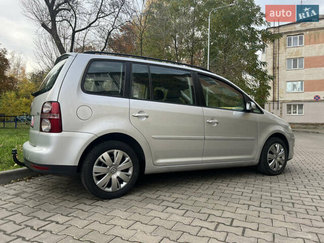 Сірий Фольксваген Туран, об'ємом двигуна 1.4 л та пробігом 193 тис. км за 6500 $, фото 22 на Automoto.ua