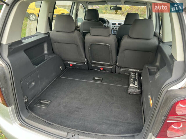 Сірий Фольксваген Туран, об'ємом двигуна 1.4 л та пробігом 193 тис. км за 6500 $, фото 72 на Automoto.ua