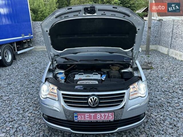 Серый Фольксваген Туран, объемом двигателя 1.4 л и пробегом 142 тыс. км за 8650 $, фото 105 на Automoto.ua