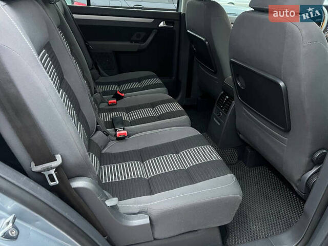 Серый Фольксваген Туран, объемом двигателя 1.4 л и пробегом 189 тыс. км за 7700 $, фото 15 на Automoto.ua