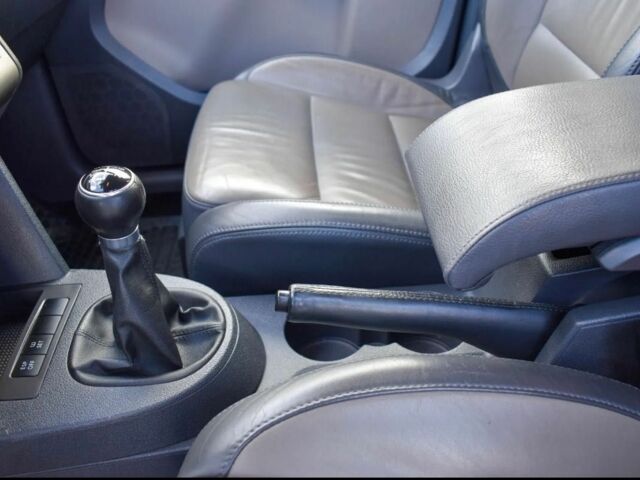 Сірий Фольксваген Туран, об'ємом двигуна 2 л та пробігом 264 тис. км за 5000 $, фото 21 на Automoto.ua