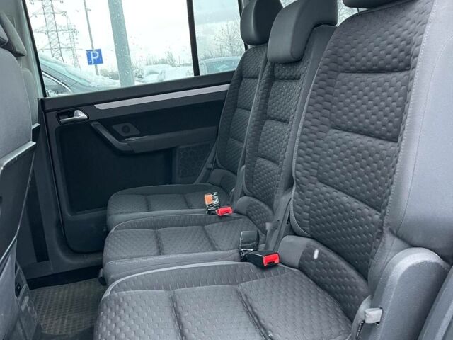 Серый Фольксваген Туран, объемом двигателя 1.9 л и пробегом 237 тыс. км за 6700 $, фото 12 на Automoto.ua