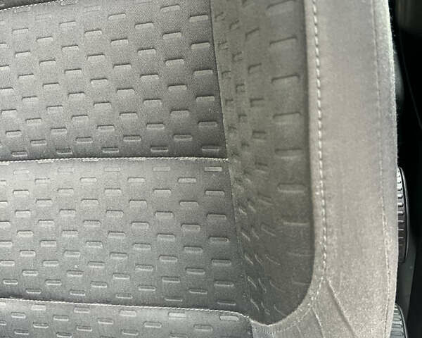 Сірий Фольксваген Туран, об'ємом двигуна 1.4 л та пробігом 193 тис. км за 6500 $, фото 46 на Automoto.ua