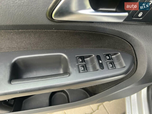 Сірий Фольксваген Туран, об'ємом двигуна 1.4 л та пробігом 193 тис. км за 6500 $, фото 69 на Automoto.ua