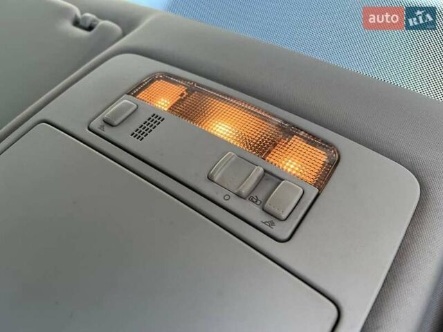 Сірий Фольксваген Туран, об'ємом двигуна 1.6 л та пробігом 254 тис. км за 7590 $, фото 27 на Automoto.ua