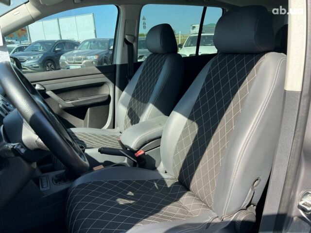 Серый Фольксваген Туран, объемом двигателя 1.6 л и пробегом 254 тыс. км за 7590 $, фото 16 на Automoto.ua