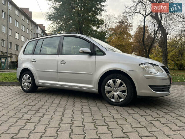 Сірий Фольксваген Туран, об'ємом двигуна 1.4 л та пробігом 193 тис. км за 6500 $, фото 26 на Automoto.ua