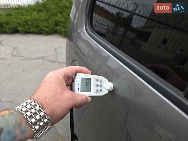 Сірий Фольксваген Туран, об'ємом двигуна 1.4 л та пробігом 220 тис. км за 7400 $, фото 151 на Automoto.ua