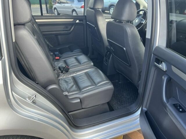 Сірий Фольксваген Туран, об'ємом двигуна 1.4 л та пробігом 220 тис. км за 8850 $, фото 11 на Automoto.ua