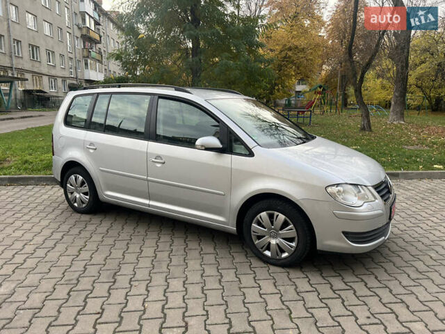 Сірий Фольксваген Туран, об'ємом двигуна 1.4 л та пробігом 193 тис. км за 6500 $, фото 28 на Automoto.ua