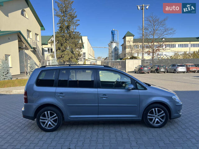 Серый Фольксваген Туран, объемом двигателя 1.4 л и пробегом 188 тыс. км за 6000 $, фото 6 на Automoto.ua