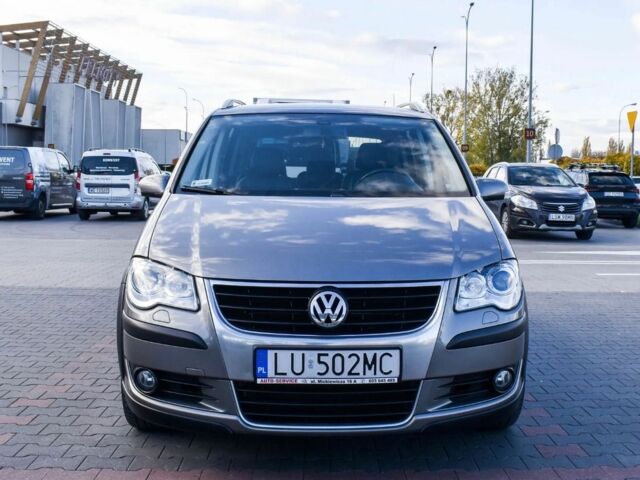 Сірий Фольксваген Туран, об'ємом двигуна 2 л та пробігом 264 тис. км за 5000 $, фото 8 на Automoto.ua