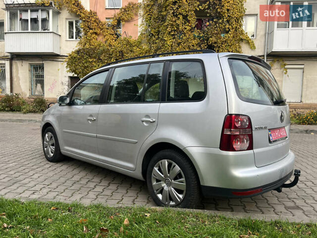 Сірий Фольксваген Туран, об'ємом двигуна 1.4 л та пробігом 193 тис. км за 6500 $, фото 43 на Automoto.ua