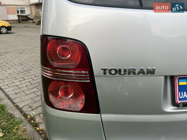 Сірий Фольксваген Туран, об'ємом двигуна 1.4 л та пробігом 193 тис. км за 6500 $, фото 19 на Automoto.ua