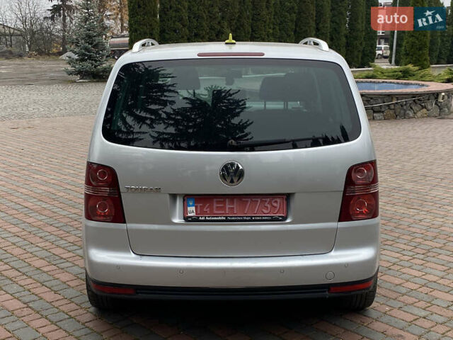 Сірий Фольксваген Туран, об'ємом двигуна 1.4 л та пробігом 187 тис. км за 7600 $, фото 5 на Automoto.ua