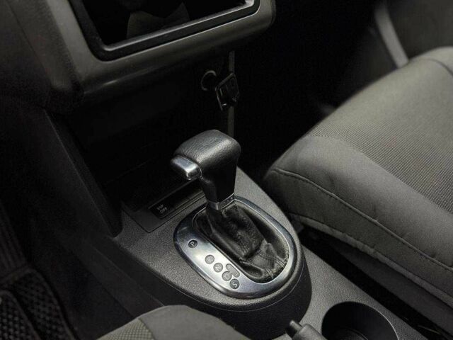 Серый Фольксваген Туран, объемом двигателя 2 л и пробегом 326 тыс. км за 7800 $, фото 11 на Automoto.ua