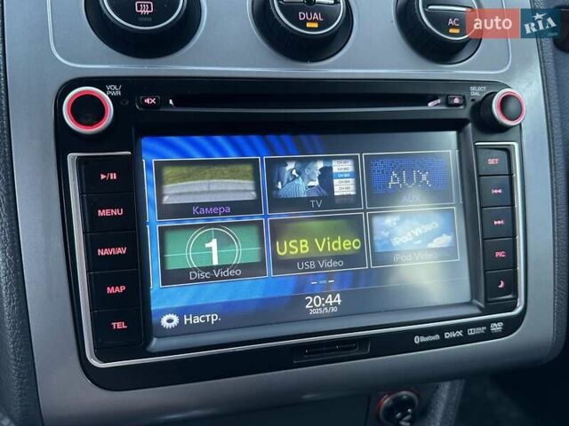 Серый Фольксваген Туран, объемом двигателя 1.4 л и пробегом 142 тыс. км за 8650 $, фото 103 на Automoto.ua