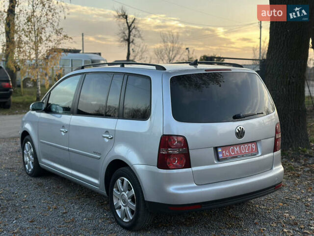 Серый Фольксваген Туран, объемом двигателя 1.6 л и пробегом 236 тыс. км за 8200 $, фото 15 на Automoto.ua