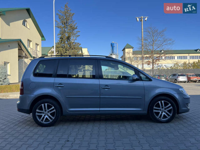 Серый Фольксваген Туран, объемом двигателя 1.4 л и пробегом 188 тыс. км за 6000 $, фото 7 на Automoto.ua