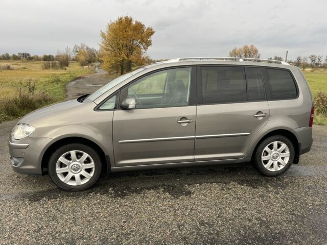 Серый Фольксваген Туран, объемом двигателя 1.4 л и пробегом 205 тыс. км за 6900 $, фото 11 на Automoto.ua