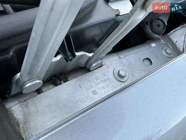 Серый Фольксваген Туран, объемом двигателя 1.4 л и пробегом 142 тыс. км за 8650 $, фото 116 на Automoto.ua