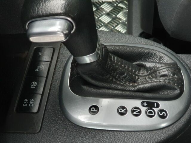 Сірий Фольксваген Туран, об'ємом двигуна 1.9 л та пробігом 224 тис. км за 8990 $, фото 7 на Automoto.ua