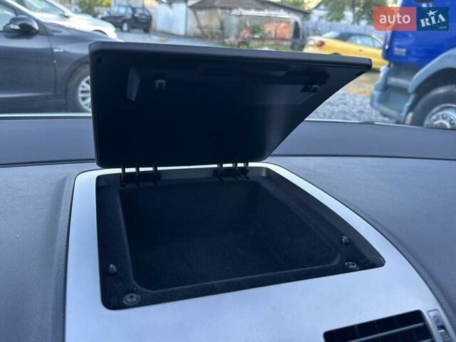 Серый Фольксваген Туран, объемом двигателя 1.4 л и пробегом 142 тыс. км за 8650 $, фото 56 на Automoto.ua