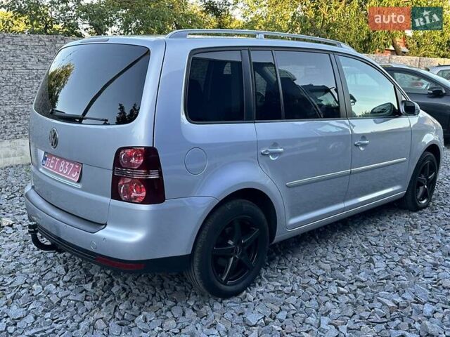 Серый Фольксваген Туран, объемом двигателя 1.4 л и пробегом 142 тыс. км за 8650 $, фото 1 на Automoto.ua