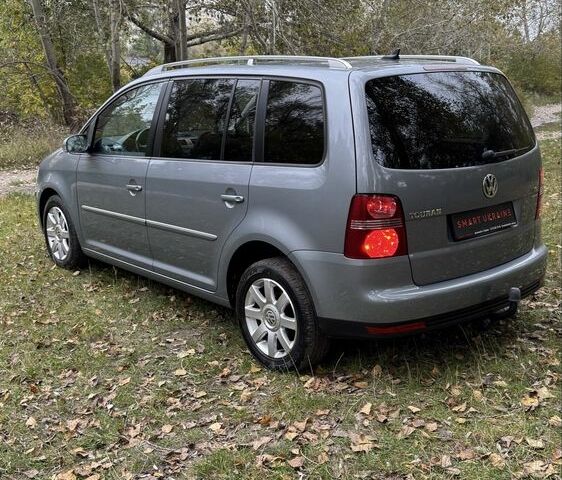 Серый Фольксваген Туран, объемом двигателя 1.4 л и пробегом 187 тыс. км за 8250 $, фото 14 на Automoto.ua