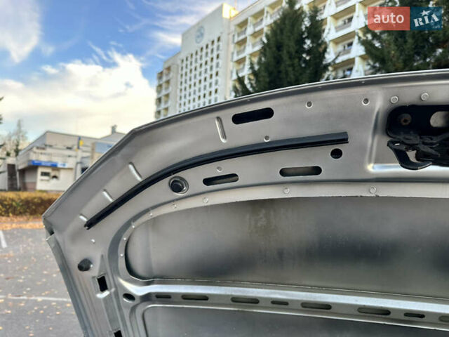 Сірий Фольксваген Туран, об'ємом двигуна 1.6 л та пробігом 196 тис. км за 8199 $, фото 75 на Automoto.ua