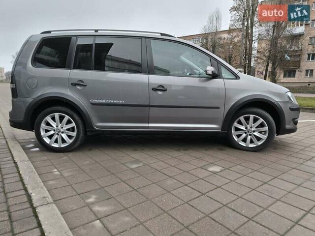 Серый Фольксваген Туран, объемом двигателя 1.4 л и пробегом 182 тыс. км за 7850 $, фото 12 на Automoto.ua