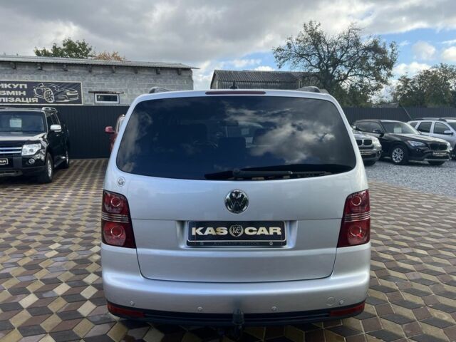 Сірий Фольксваген Туран, об'ємом двигуна 1.4 л та пробігом 220 тис. км за 8850 $, фото 7 на Automoto.ua