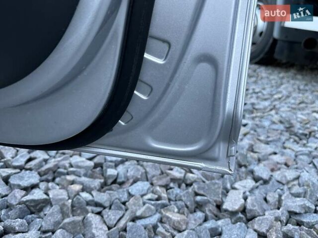 Серый Фольксваген Туран, объемом двигателя 1.4 л и пробегом 142 тыс. км за 8650 $, фото 79 на Automoto.ua