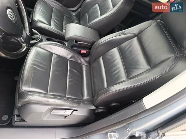 Серый Фольксваген Туран, объемом двигателя 1.4 л и пробегом 170 тыс. км за 7882 $, фото 15 на Automoto.ua