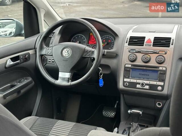 Серый Фольксваген Туран, объемом двигателя 1.39 л и пробегом 263 тыс. км за 6290 $, фото 29 на Automoto.ua