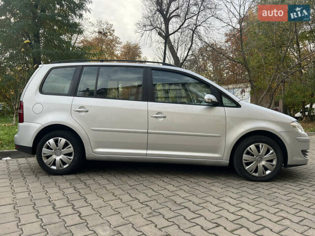 Сірий Фольксваген Туран, об'ємом двигуна 1.4 л та пробігом 193 тис. км за 6500 $, фото 25 на Automoto.ua