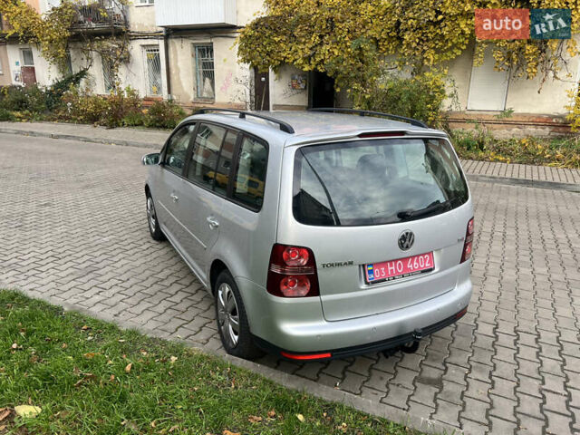 Сірий Фольксваген Туран, об'ємом двигуна 1.4 л та пробігом 193 тис. км за 6500 $, фото 41 на Automoto.ua