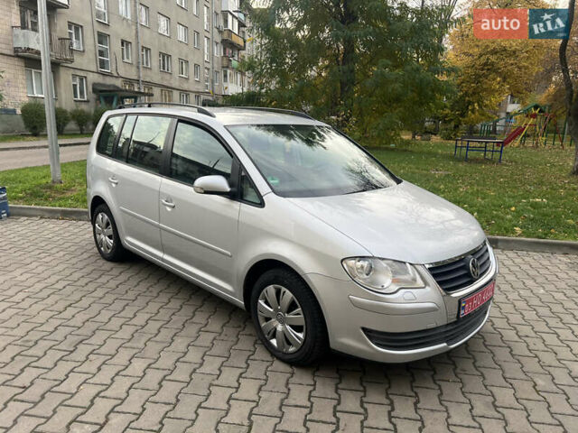 Сірий Фольксваген Туран, об'ємом двигуна 1.4 л та пробігом 193 тис. км за 6500 $, фото 9 на Automoto.ua